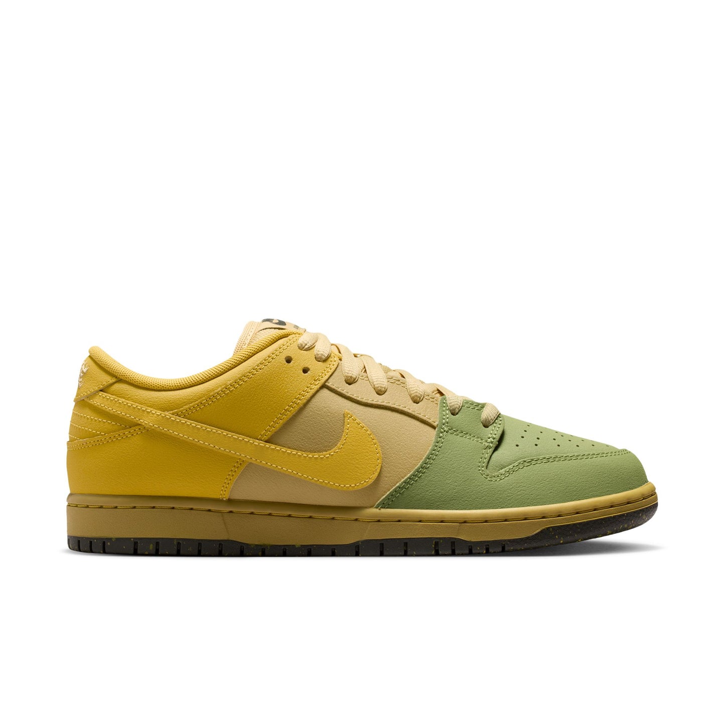 NIKE SB DUNK LOW PRO Saffron Quartz and Pear- IO0427-300