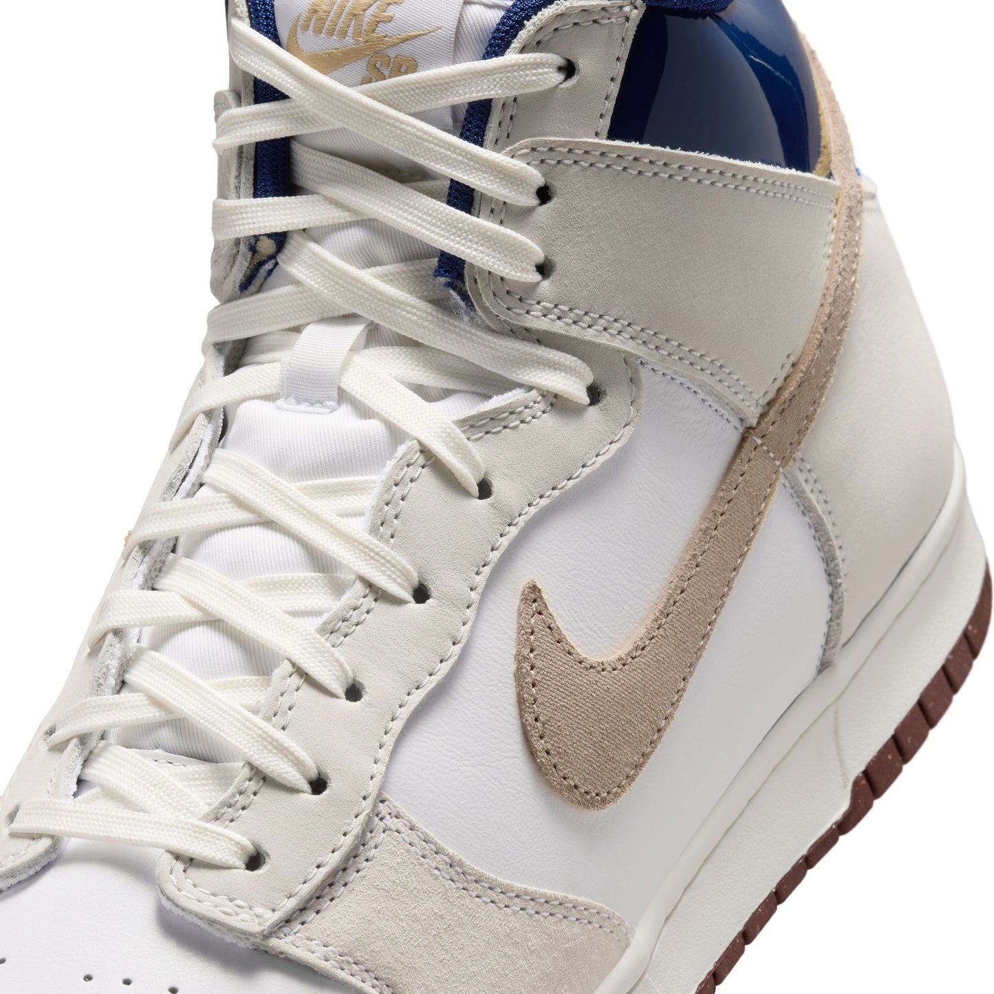 Nike SB Beyond Dunk Pro High White/Sand - IU4491-100