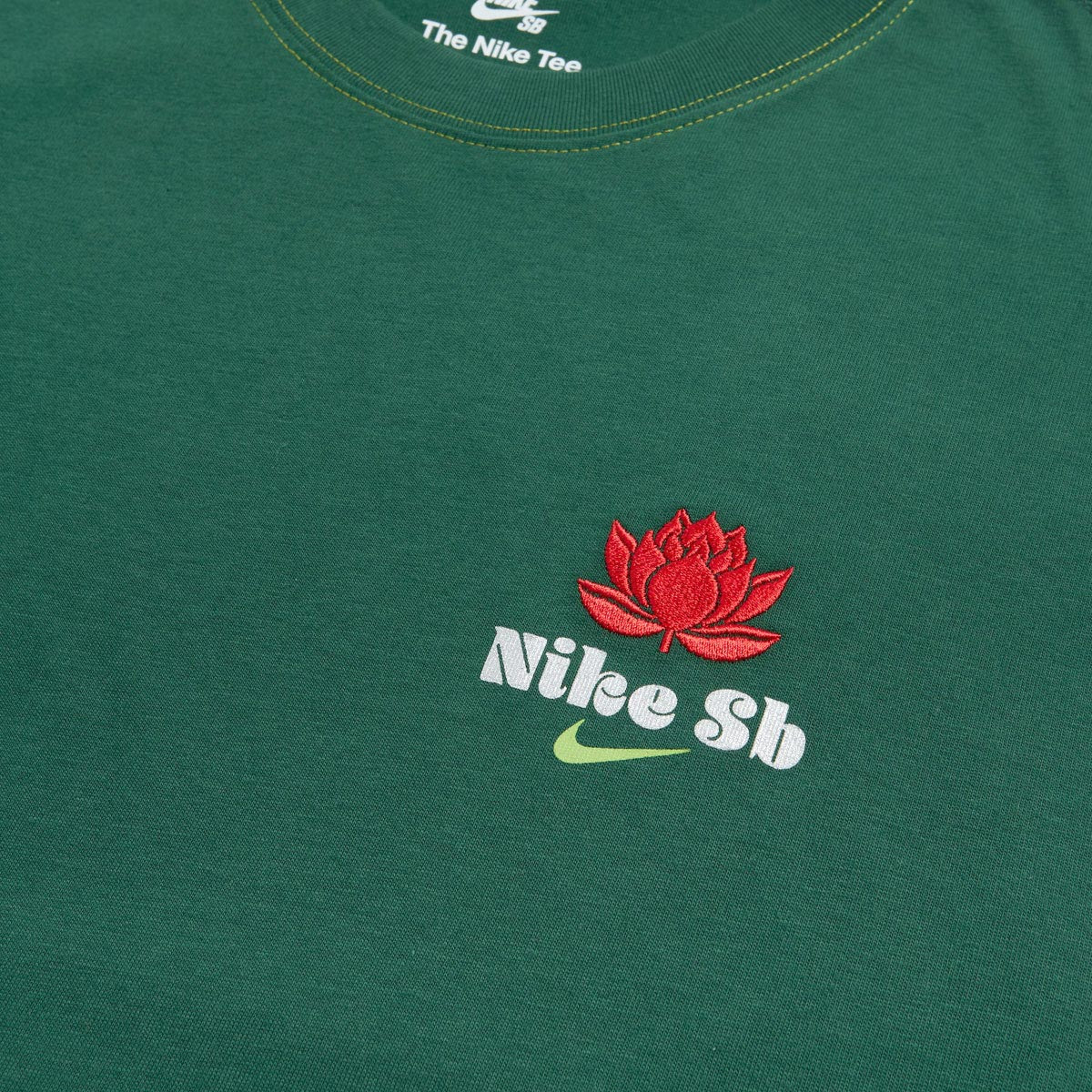 Nike SB LSE Rose T-Shirt - Gorge Green