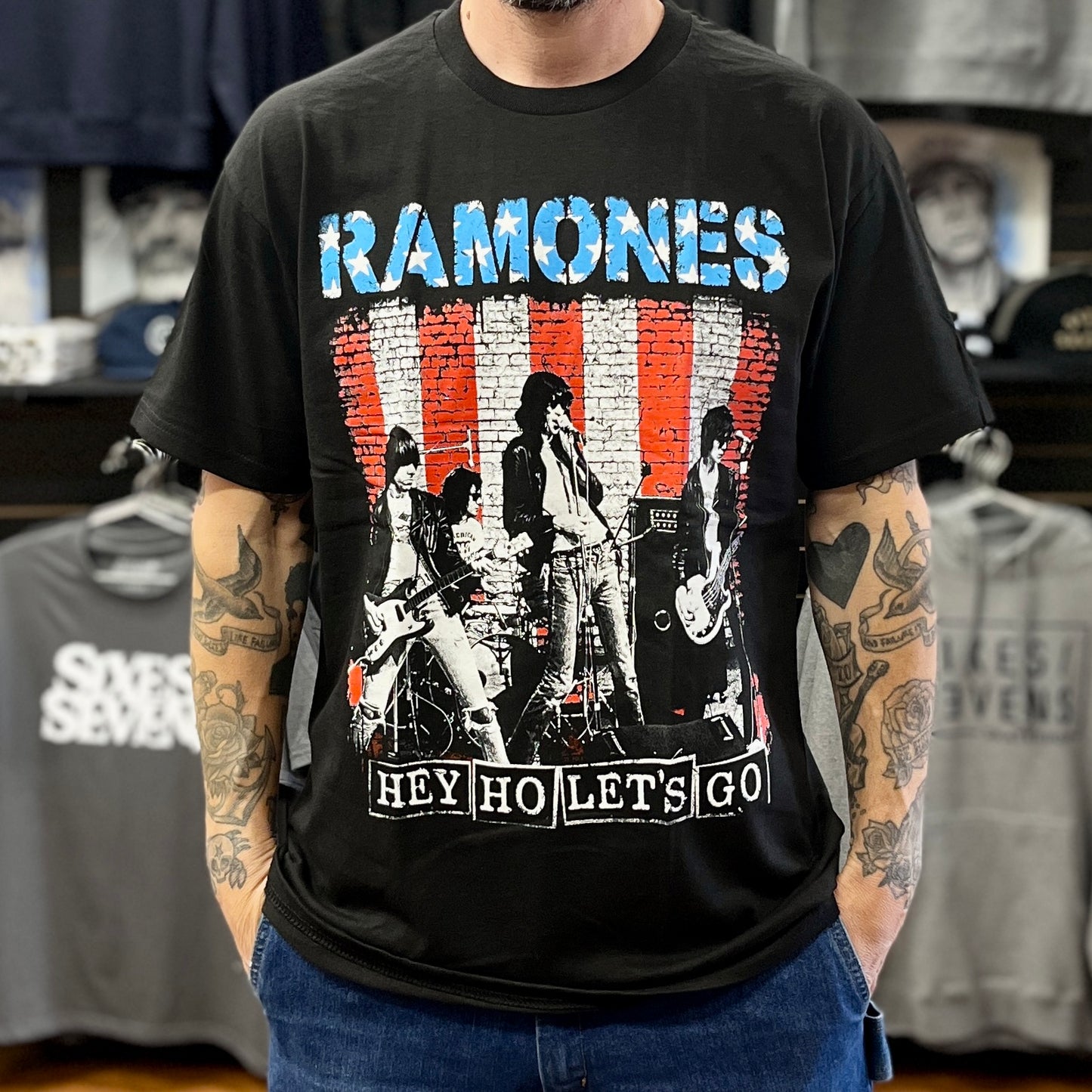 Ramones T-Shirt - Hey Ho Let's Go