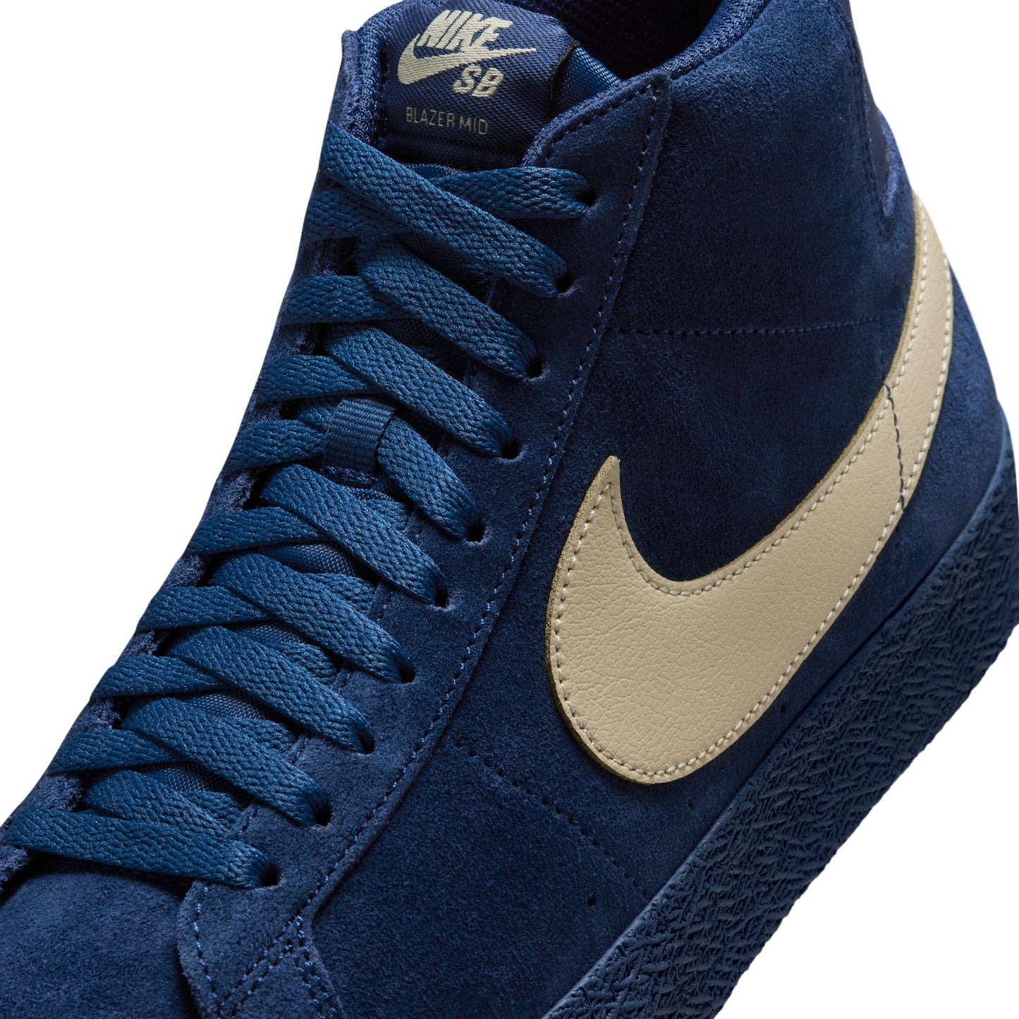 Nike SB Zoom Blazer MId - Coastal Blue/Pale Yellow - IO0667-400