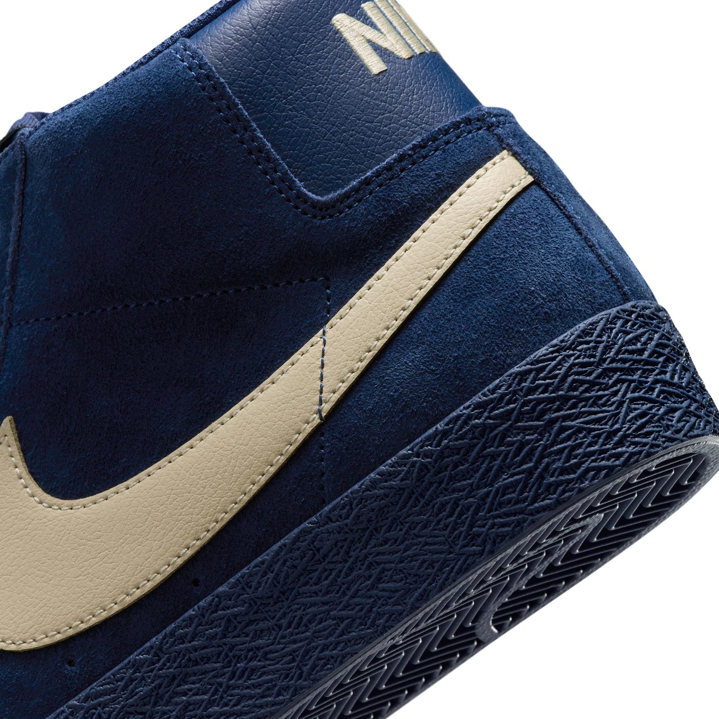 Nike SB Zoom Blazer MId - Coastal Blue/Pale Yellow - IO0667-400